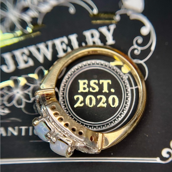 *Sold* Vintage Estate 14k Yellow and White Gold Moi et Toi Opal Diamond Ring - Picture 16 of 17